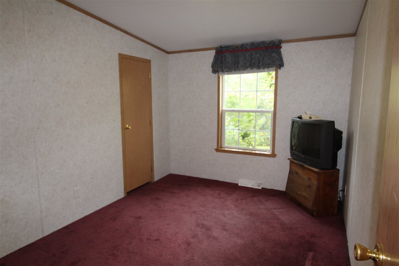 1248 Tracy Hill Road Roxbury, VT 05669 - Photo 13 of 30