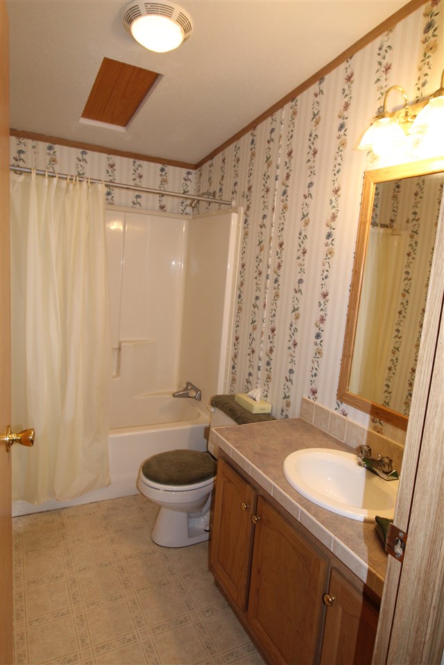1248 Tracy Hill Road Roxbury, VT 05669 - Photo 14 of 30