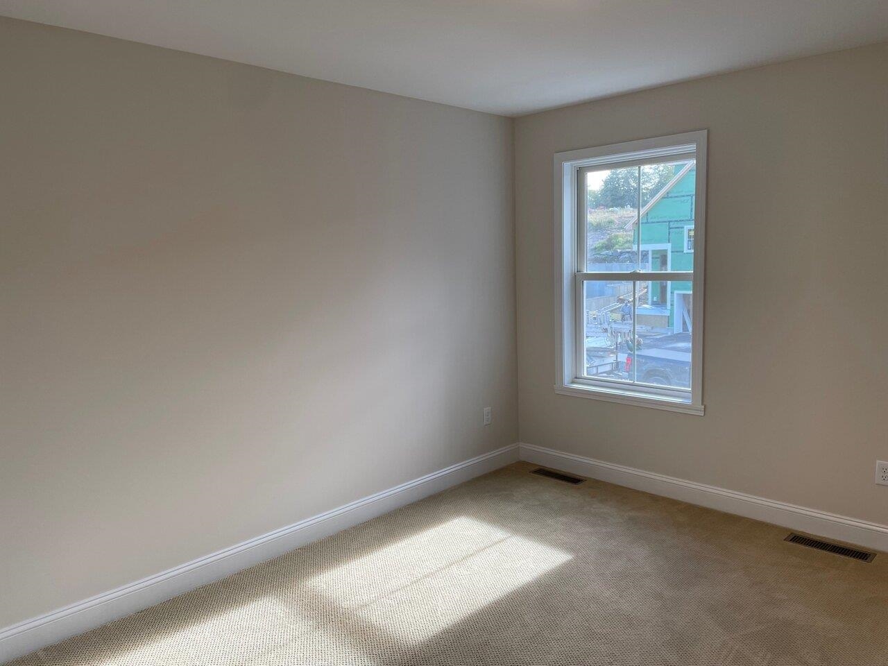 347 Obrien Farm Road South Burlington, VT 05403 - Photo 15 of 18 Gallery Image 15