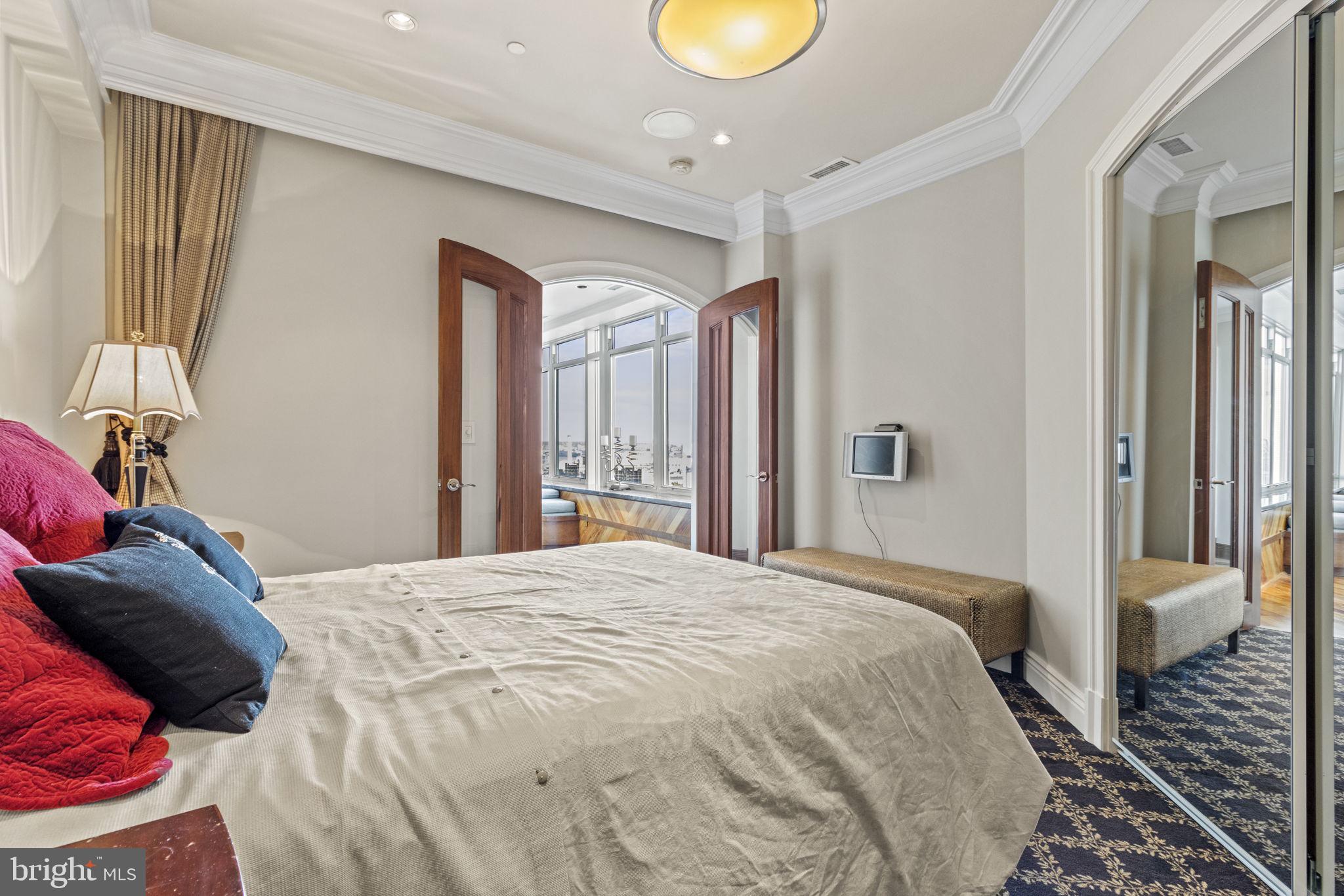 100 Harborview Drive, Unit PH3C Baltimore, MD 21230 - Photo 40 of 52