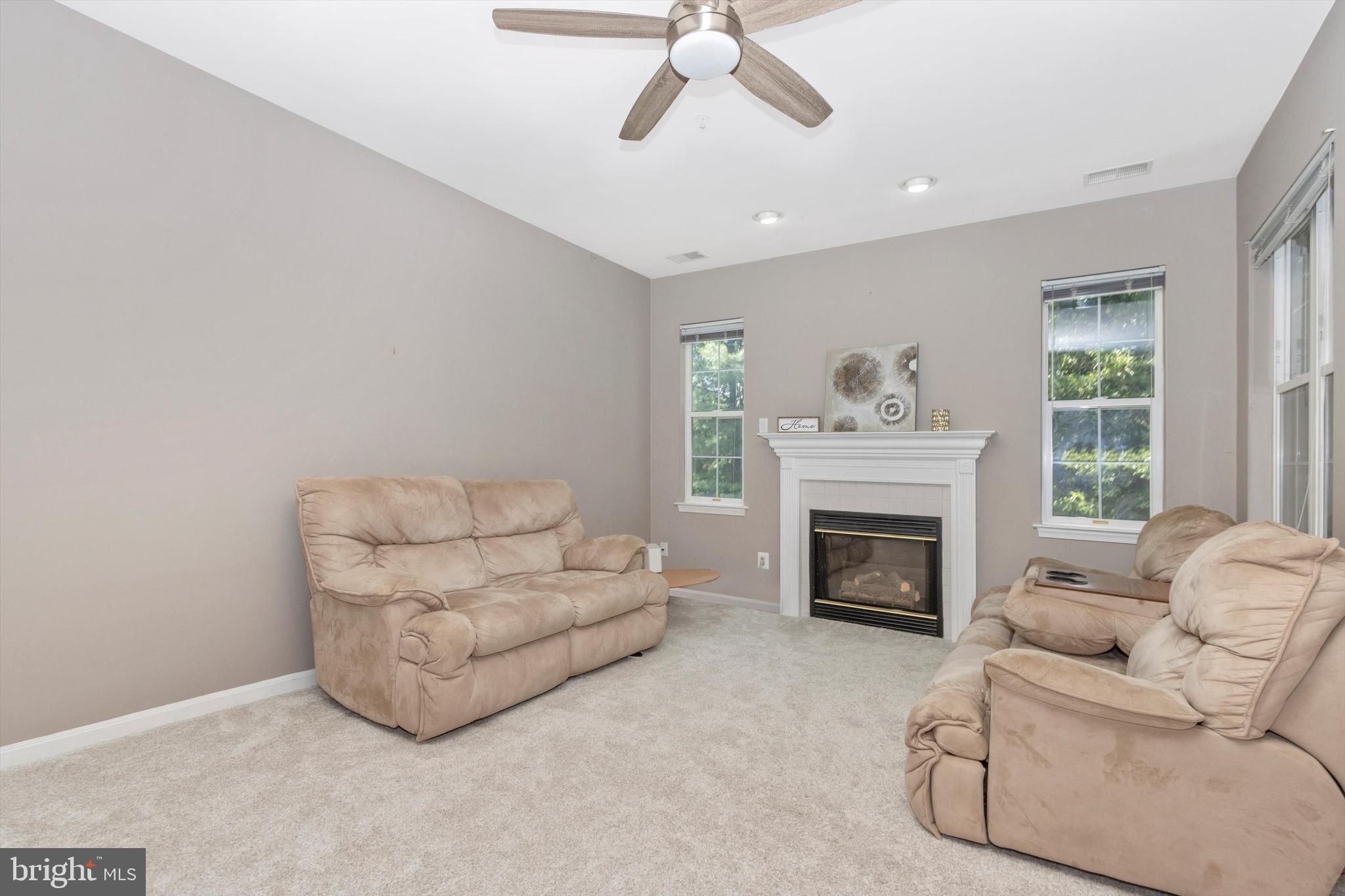 12700 Found Stone Road, Unit 203 Germantown, MD 20876 - Photo 4 of 31 Gallery Image 4