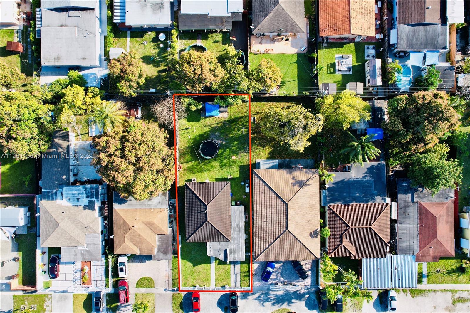 458 Southeast 3rd Street Hialeah, FL 33010 - Photo 6 of 13 a view of multiple houses with outdoor space