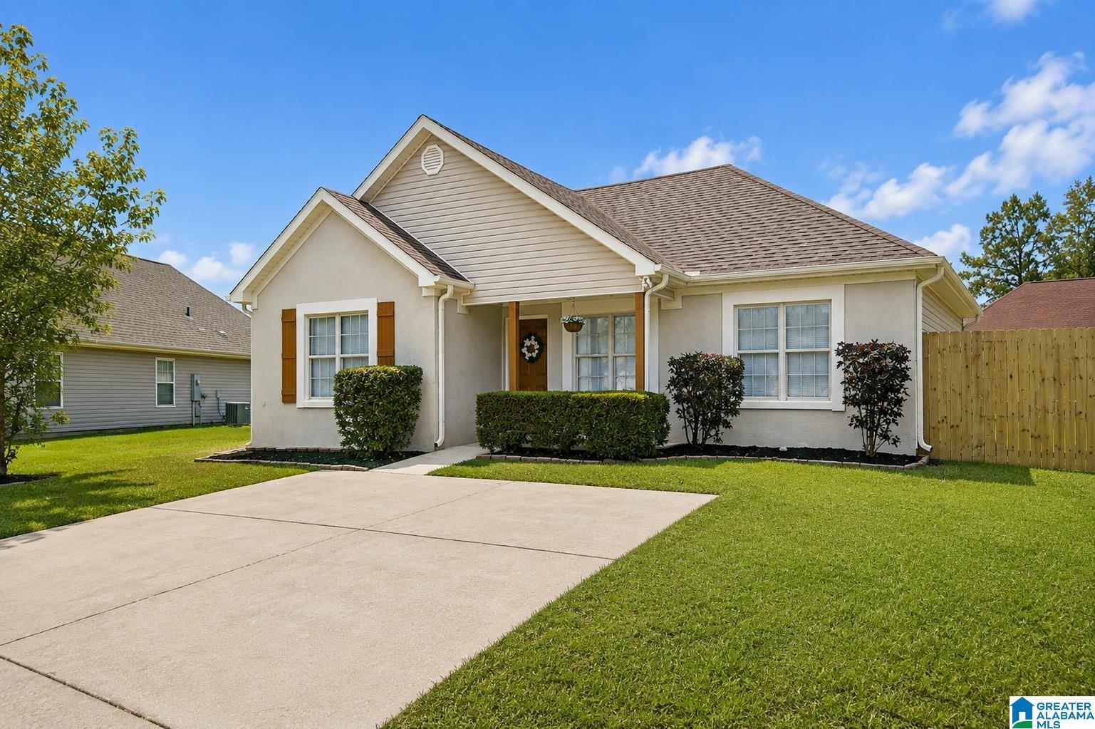 117 Ridgecrest Road Calera, AL 35040 - Photo 3 of 33 Gallery Image 3