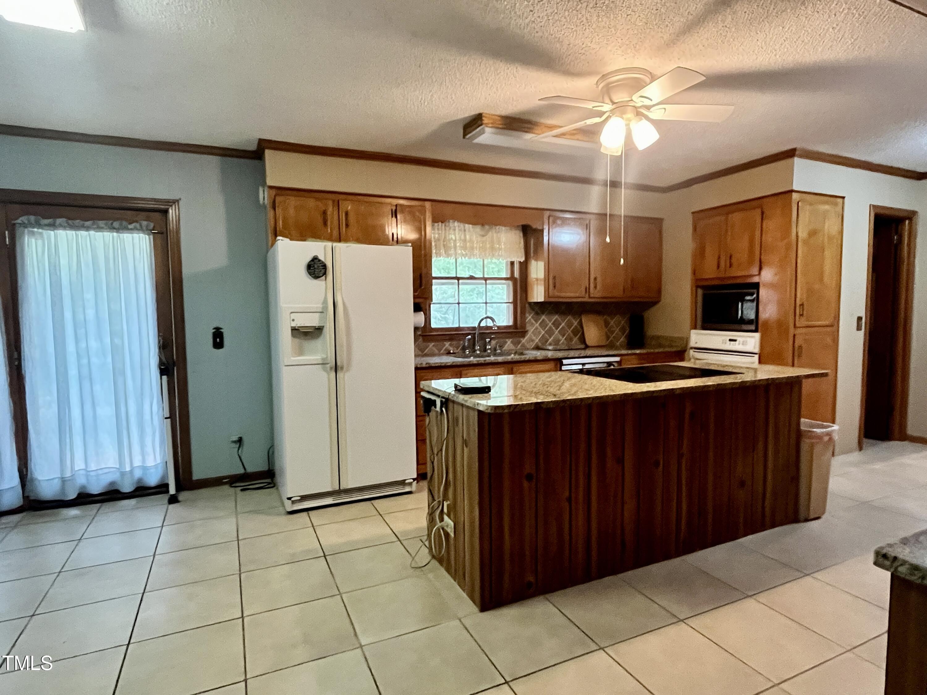 376 Hennings Drive Vass, NC 28394 - Photo 13 of 23 96733277-67E3-4238-A318-B45EB00EFB56_1_2