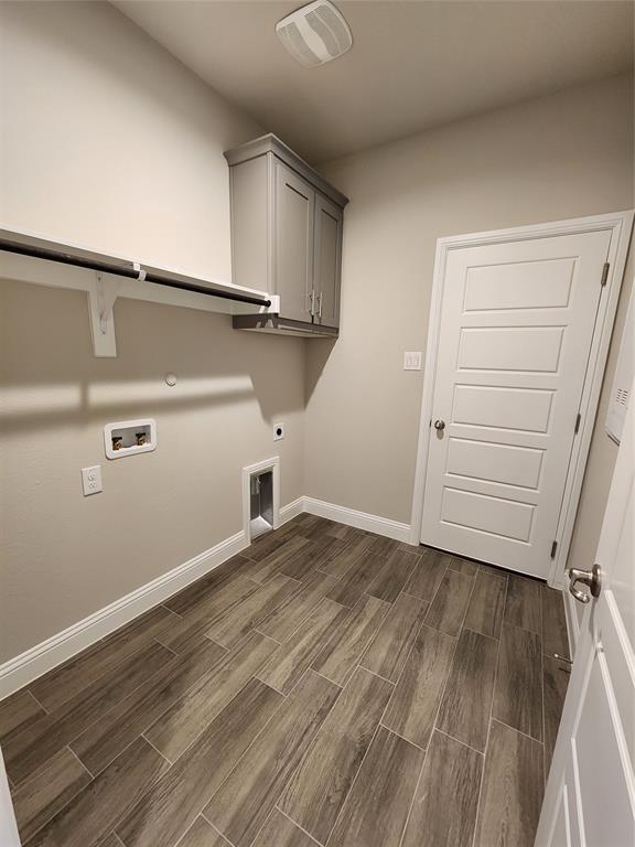 2309 Ruff Road Denton, TX 76205 - Photo 21 of 32 Master Closet