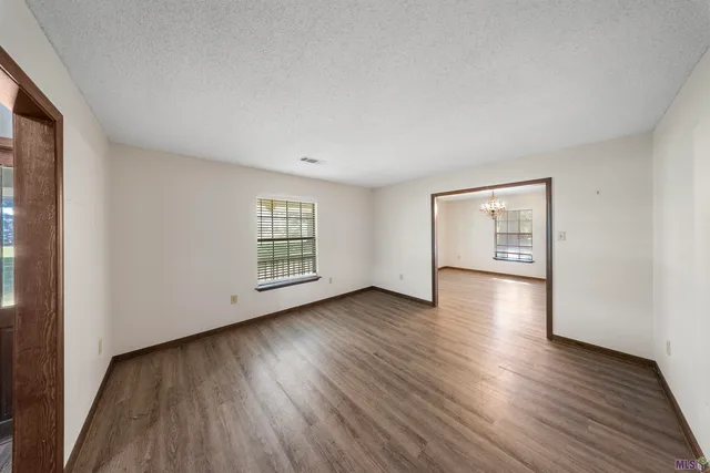$2,900 | 9655 Sullivan Road, Baton Rouge, LA 70818