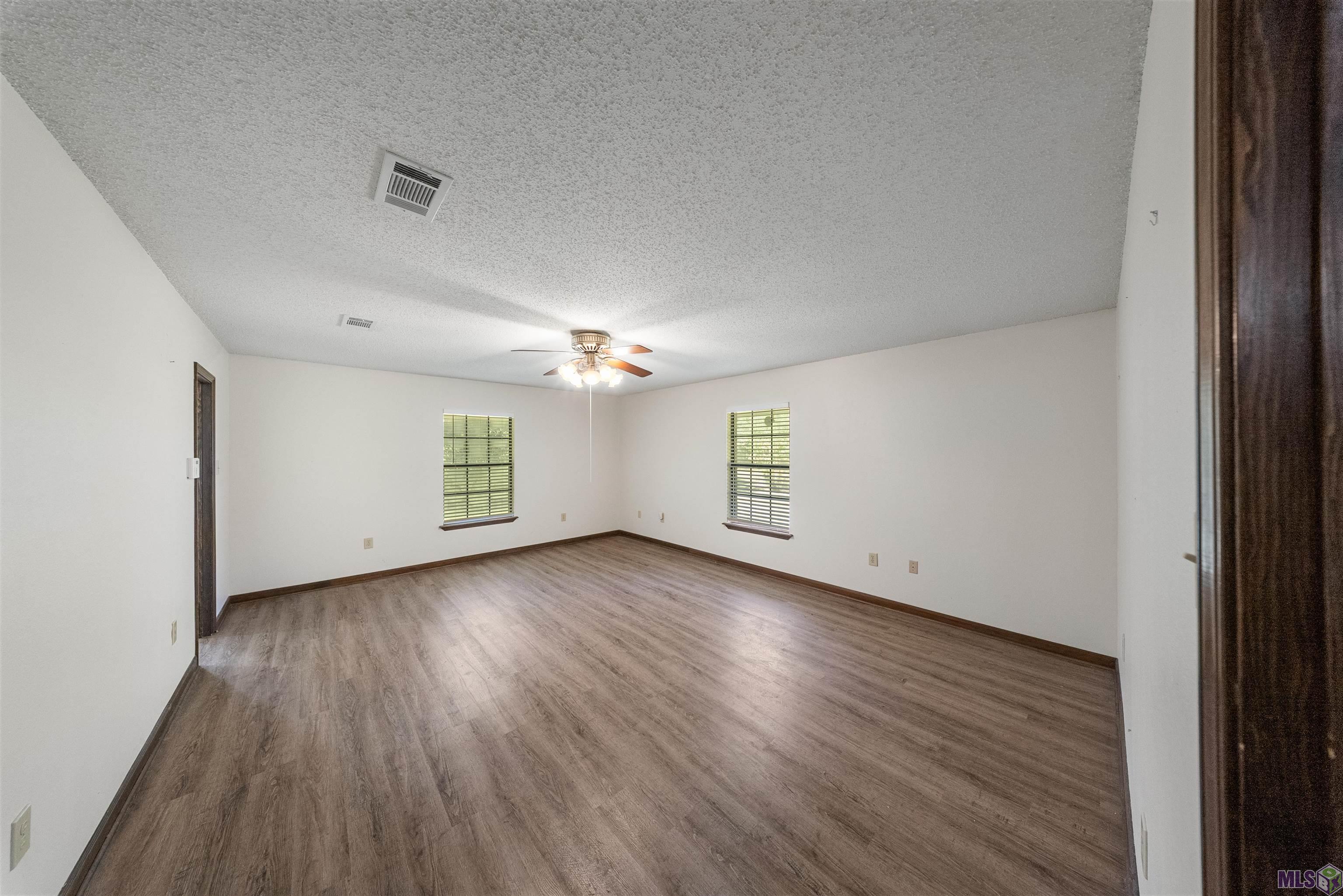 9655 Sullivan Road Baton Rouge, LA 70818 - Photo 7 of 16