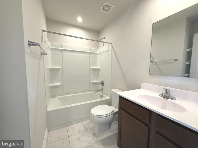 $1,850 | 63 Ogunquit Drive, Martinsburg, WV 25403