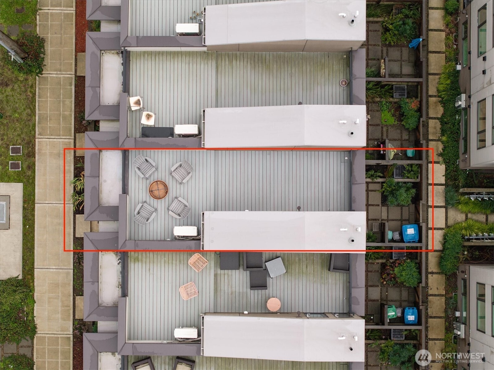 6309 9th Avenue Northeast, Unit D Seattle, WA 98115 - Photo 26 of 28 an aerial view of residential houses