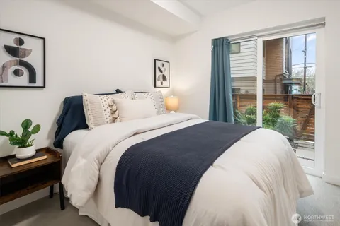 $749,950 | 6309 9th Avenue Northeast, Unit D, Seattle, WA 98115