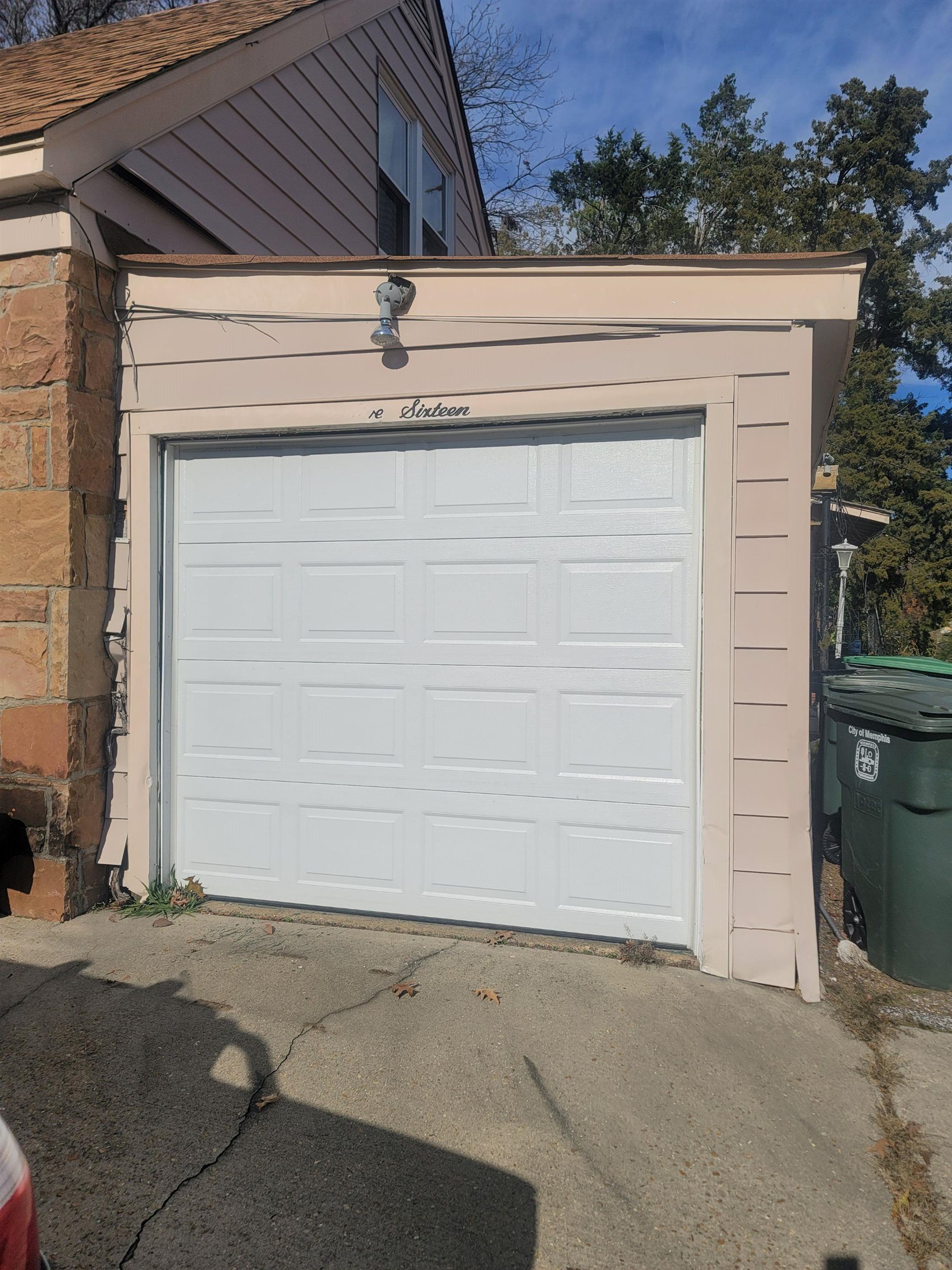 516 East Raines Road Memphis, TN 38109 - Photo 16 of 34 a view of front door