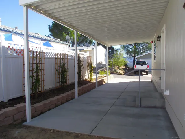 a view of outdoor space