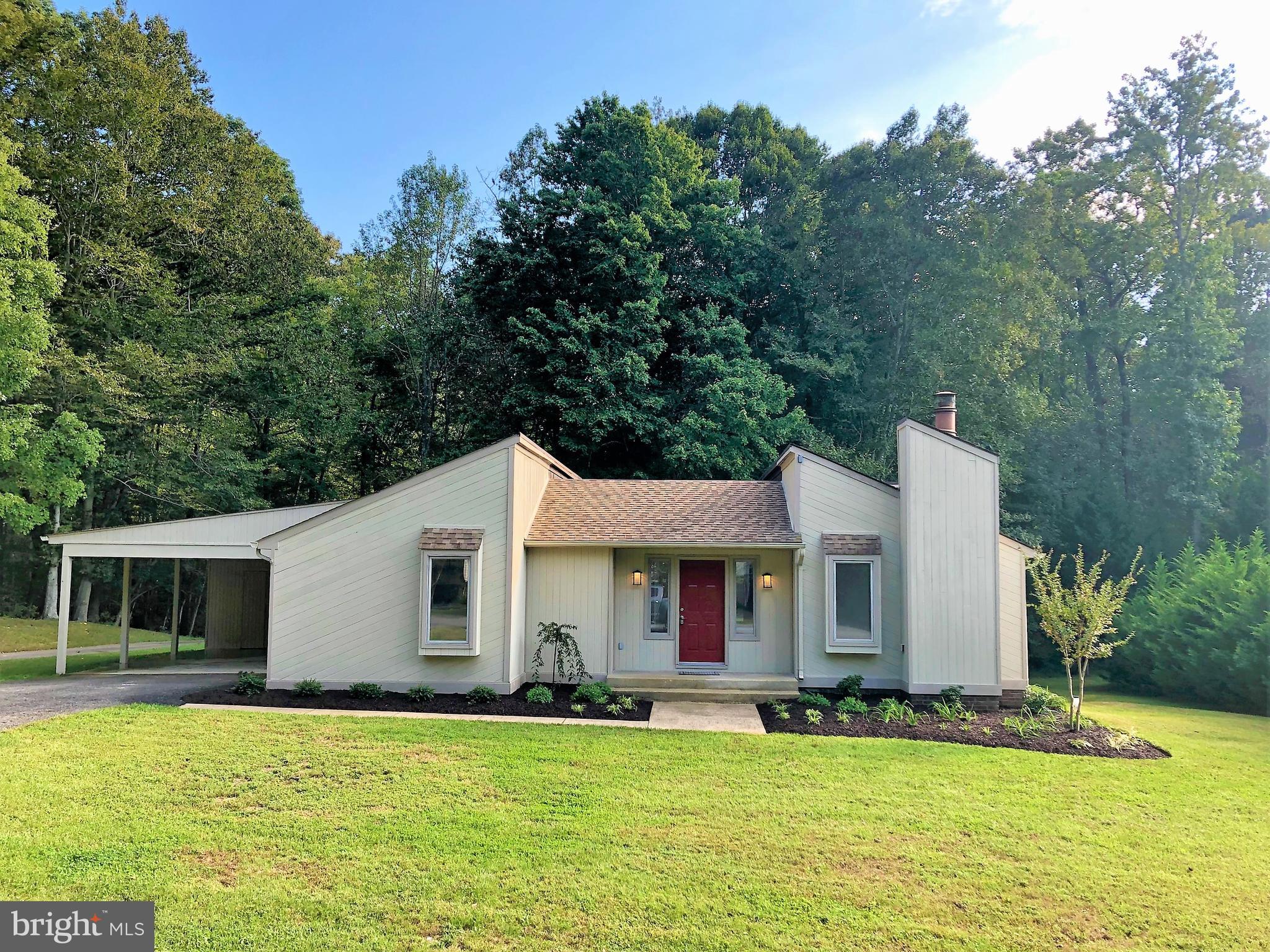 3222 Throne Drive Dunkirk, MD 20754 - Photo 2 of 15 Exterior (Front)