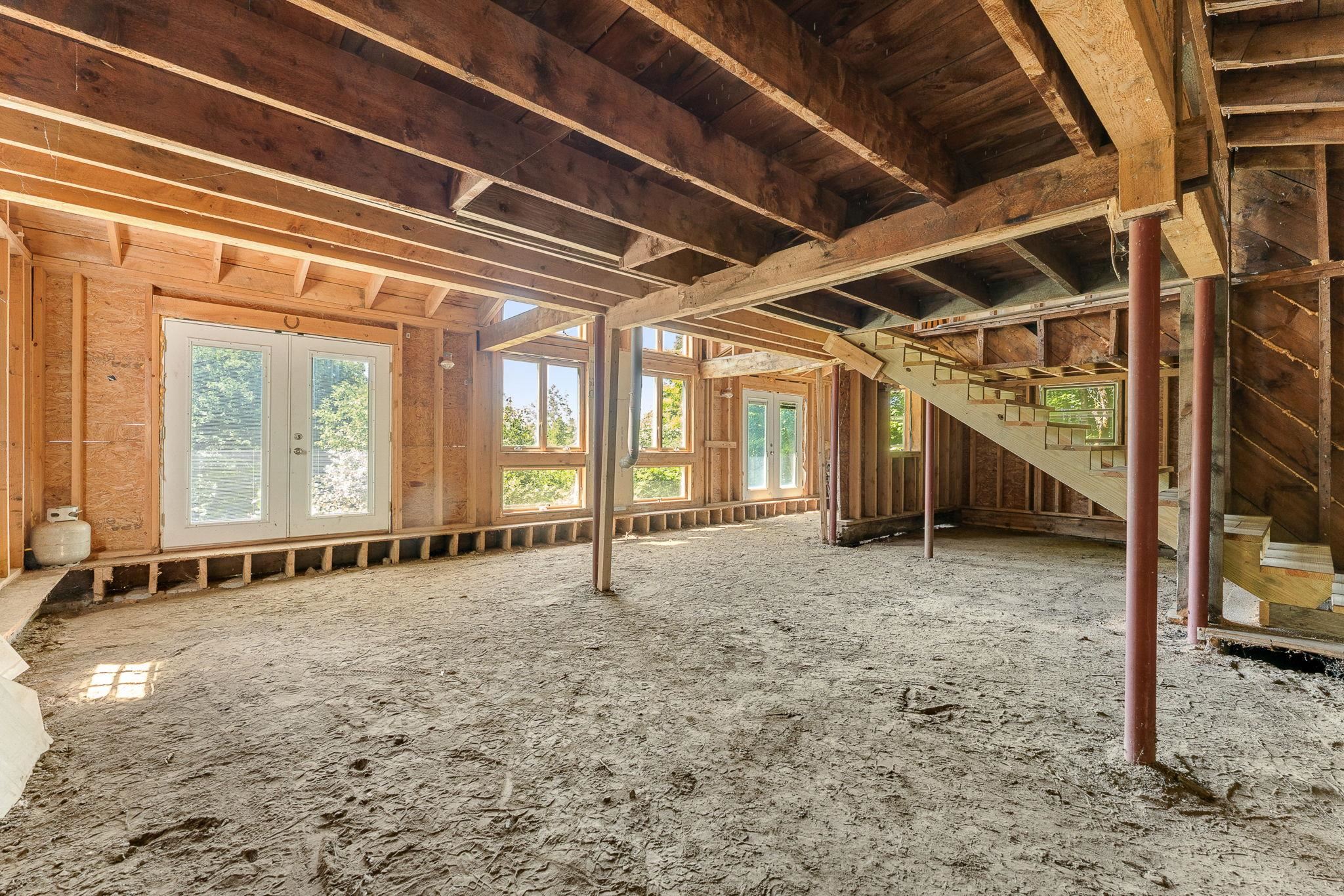 1771 Poor Farm Road Washington, VT 05675 - Photo 12 of 59 Gallery Image 12