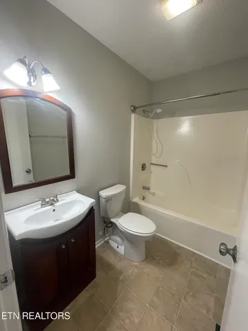 $1,450 | 1904 Meadowview Lane, Knoxville, TN 37932