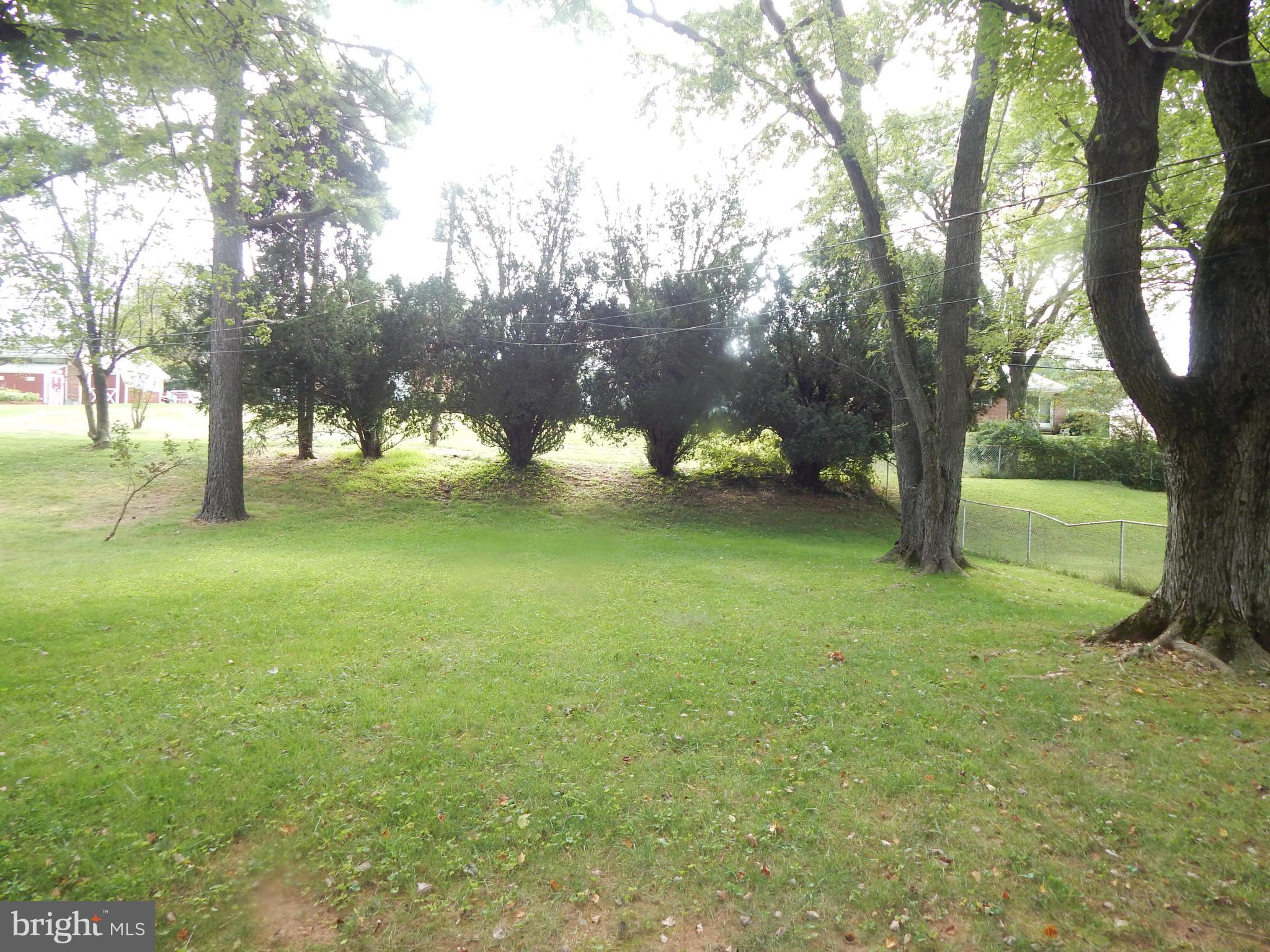 8905 Maplebrook Road Randallstown, MD 21133 - Photo 9 of 21 Backyard