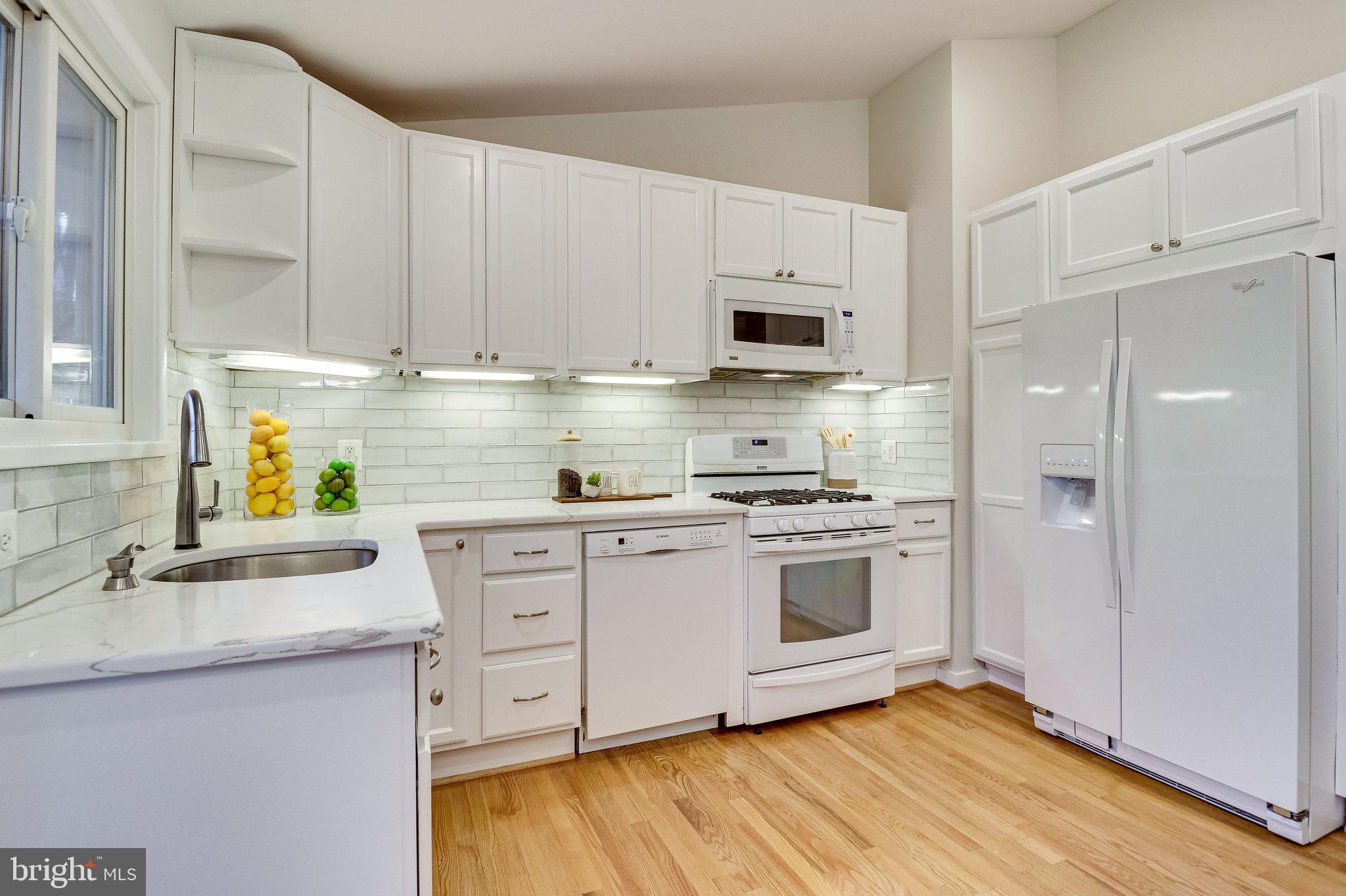 2935 Viewpoint Road Alexandria, VA 22314 - Photo 13 of 51 Gallery Image 13