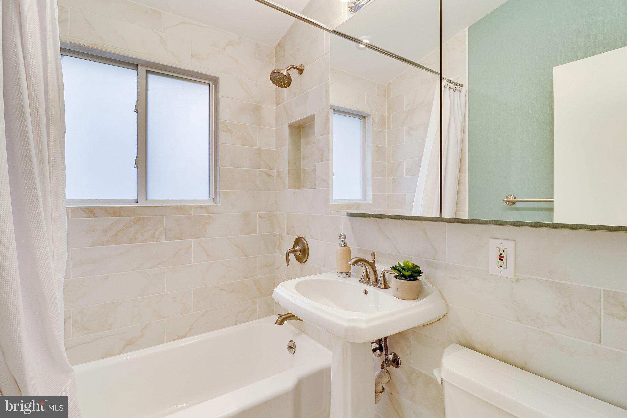 2935 Viewpoint Road Alexandria, VA 22314 - Photo 30 of 51 Gallery Image 30