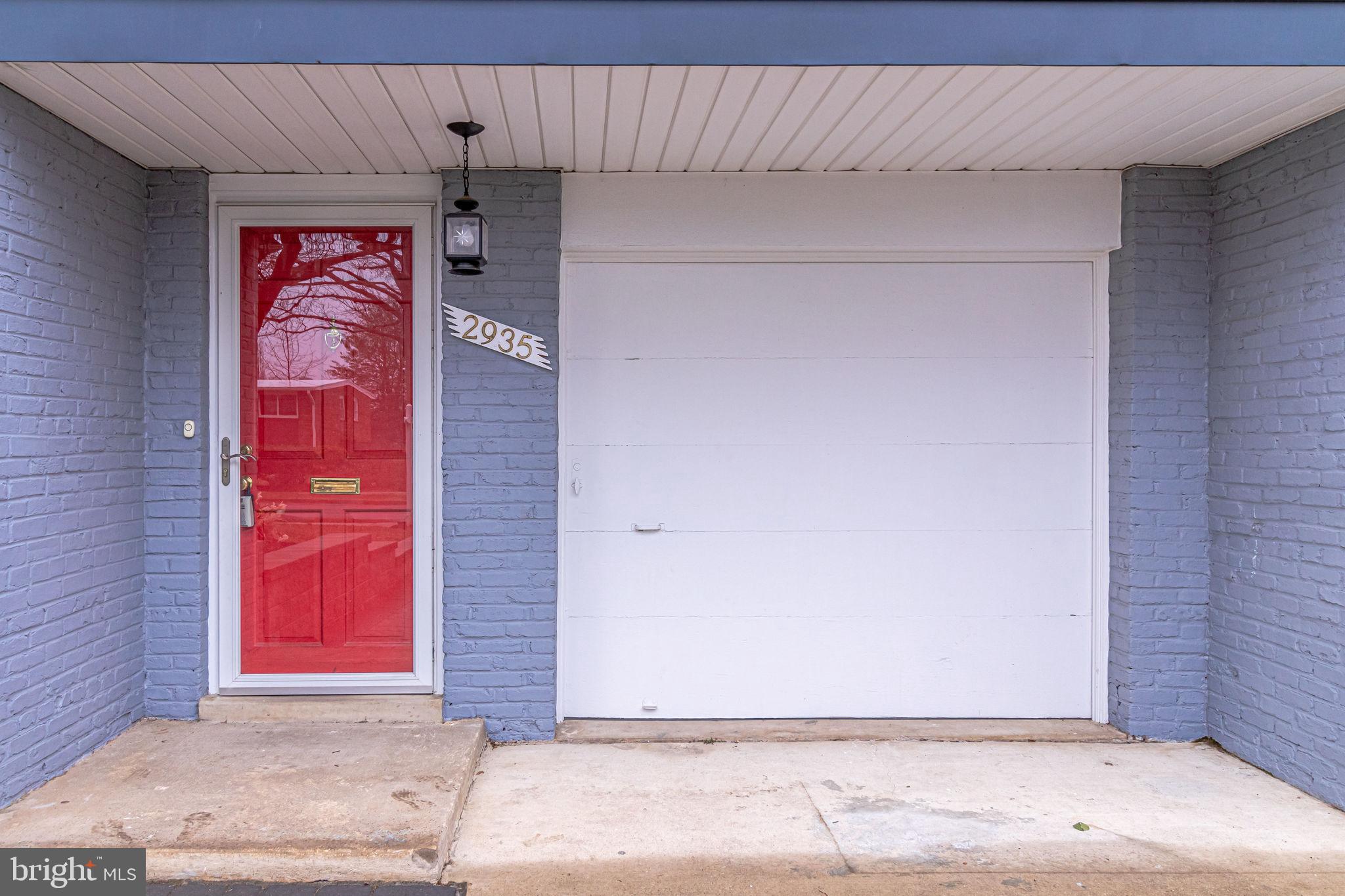2935 Viewpoint Road Alexandria, VA 22314 - Photo 4 of 51 Gallery Image 4