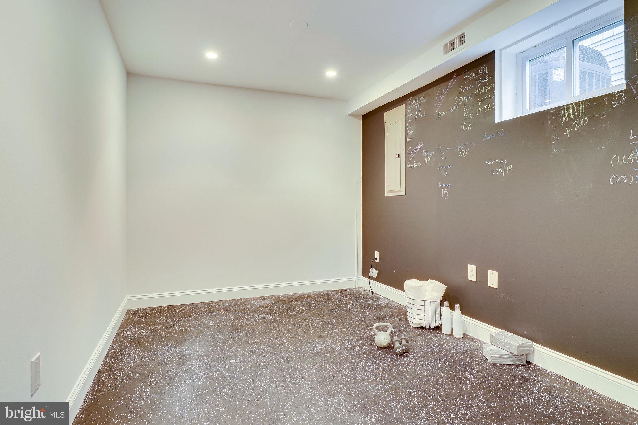 2935 Viewpoint Road Alexandria, VA 22314 - Photo 44 of 51 Gallery Image 44