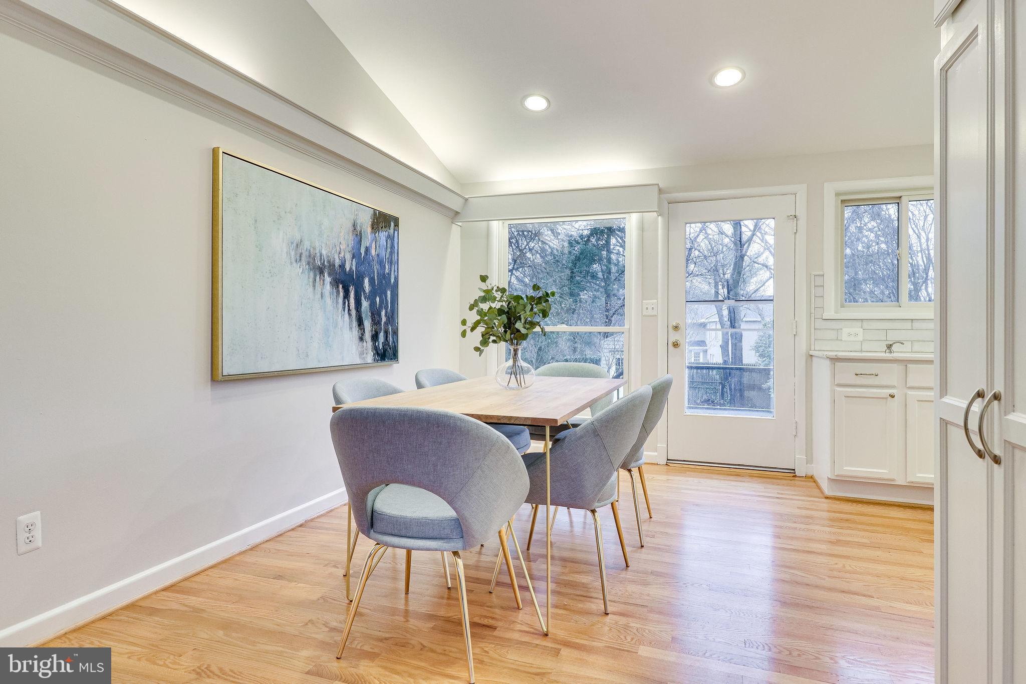 2935 Viewpoint Road Alexandria, VA 22314 - Photo 10 of 51 Gallery Image 10