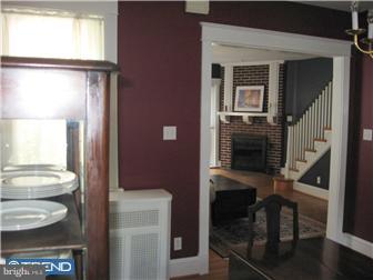27 Wellington Road Ardmore, PA 19003 - Photo 4 of 12 Living Room
