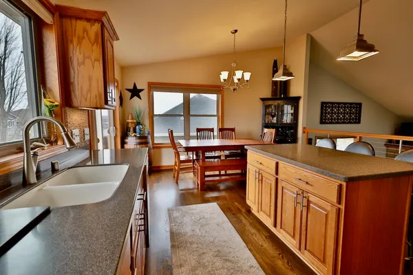 $548,700 | 430 21st Street, Prairie du Sac, WI 53578