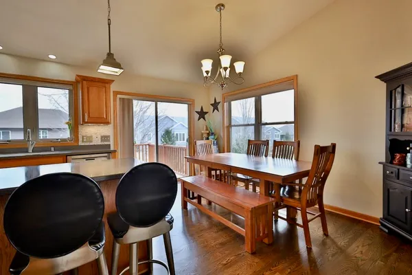 $548,700 | 430 21st Street, Prairie du Sac, WI 53578