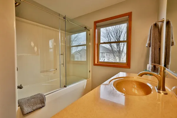 $548,700 | 430 21st Street, Prairie du Sac, WI 53578