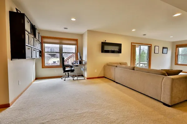 $548,700 | 430 21st Street, Prairie du Sac, WI 53578