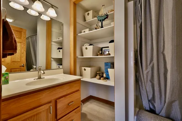 $548,700 | 430 21st Street, Prairie du Sac, WI 53578