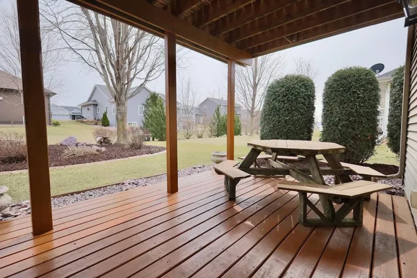 $548,700 | 430 21st Street, Prairie du Sac, WI 53578