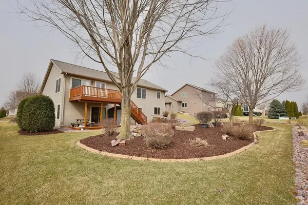 $548,700 | 430 21st Street, Prairie du Sac, WI 53578