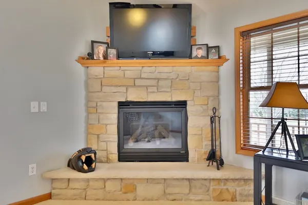 $548,700 | 430 21st Street, Prairie du Sac, WI 53578