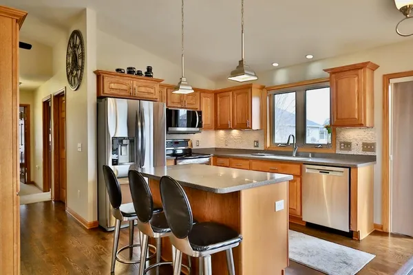 $548,700 | 430 21st Street, Prairie du Sac, WI 53578