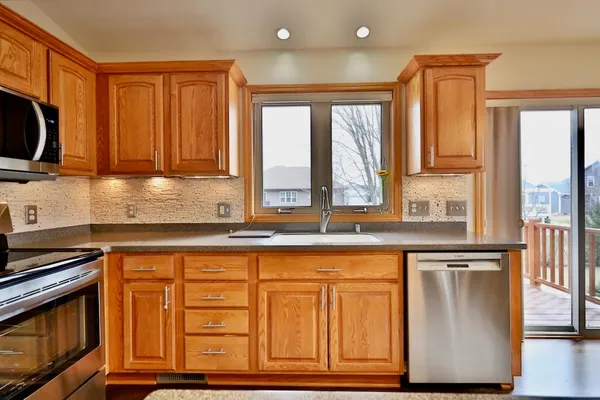 $548,700 | 430 21st Street, Prairie du Sac, WI 53578