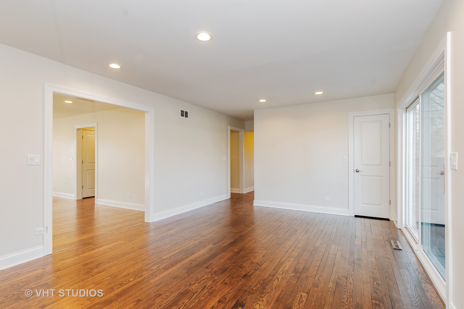 2010 Clover Road Northbrook, IL 60062 - Photo 17 of 30 a view of an empty room with wooden floor