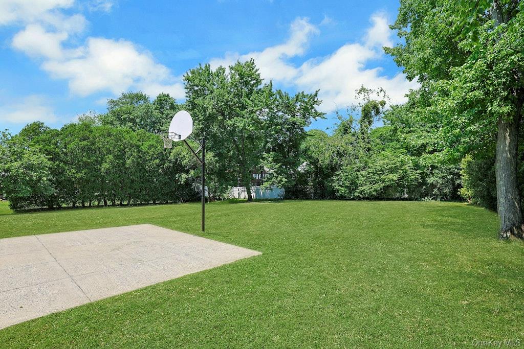 5 Country Ridge Road Scarsdale, NY 10583 - Photo 31 of 35