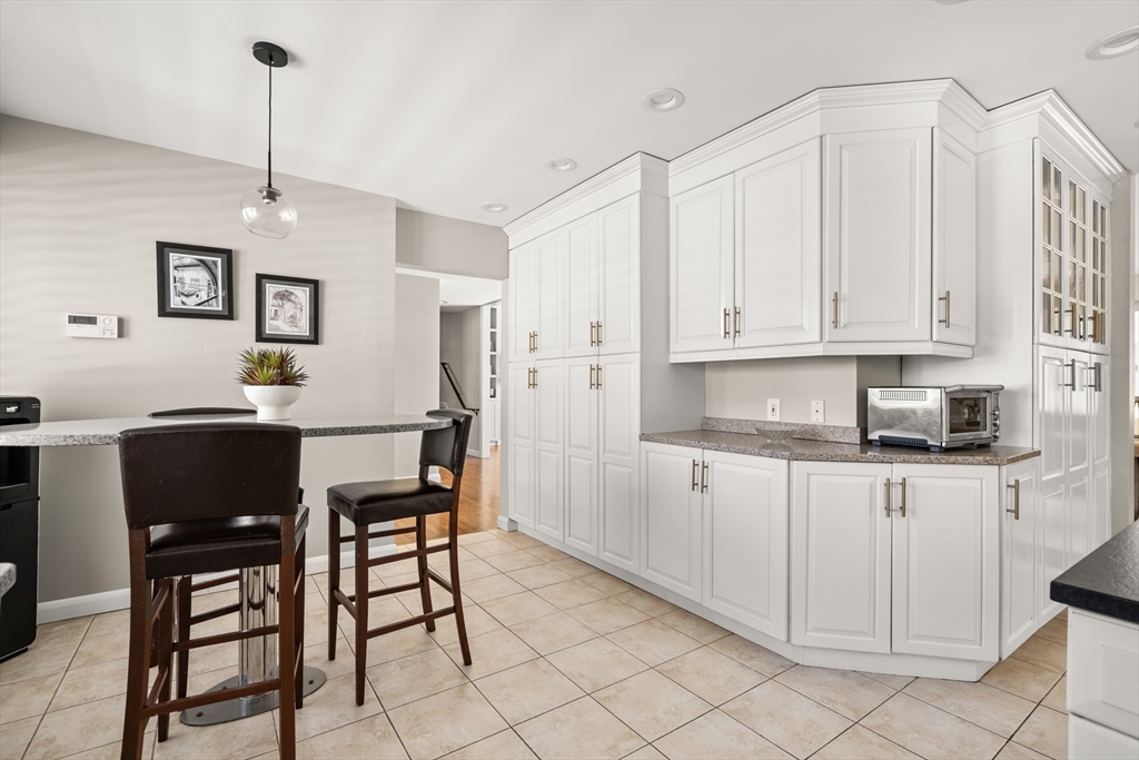 237 Atlantic Avenue Swampscott, MA 01907 - Photo 7 of 21