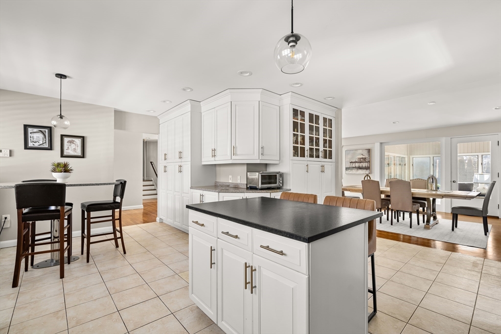 237 Atlantic Avenue Swampscott, MA 01907 - Photo 8 of 21