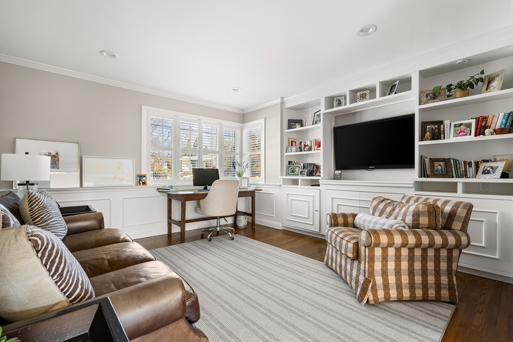 237 Atlantic Avenue Swampscott, MA 01907 - Photo 10 of 21