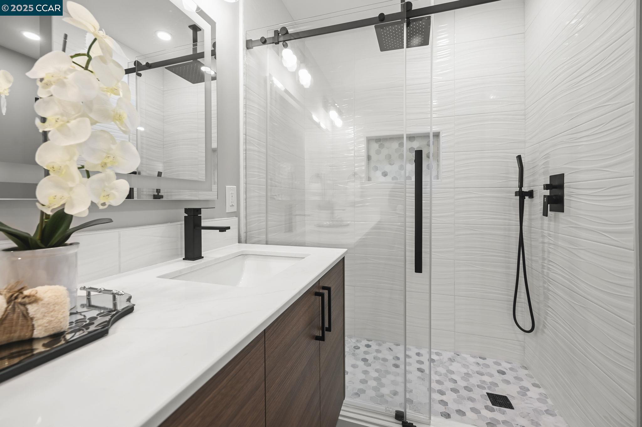 1131 Oakmont Drive, Unit 6 Walnut Creek, CA 94595 - Photo 27 of 31