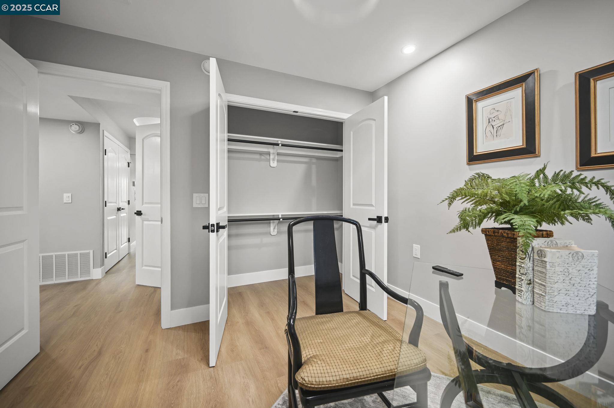 1131 Oakmont Drive, Unit 6 Walnut Creek, CA 94595 - Photo 29 of 31