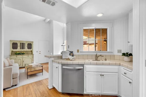 $1,050,000 | 27367 Paseo Placentia, San Juan Capistrano, CA 92675