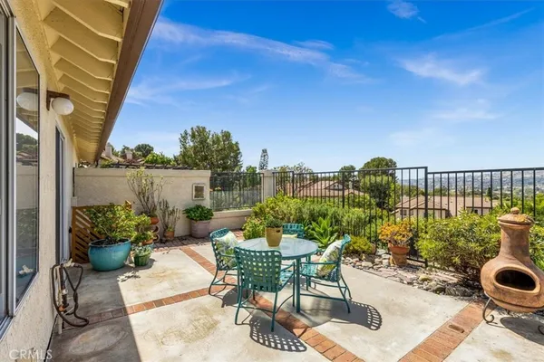 $1,050,000 | 27367 Paseo Placentia, San Juan Capistrano, CA 92675