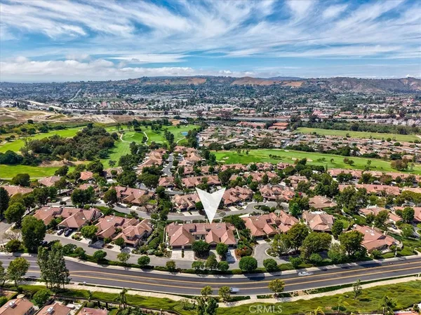 $1,050,000 | 27367 Paseo Placentia, San Juan Capistrano, CA 92675
