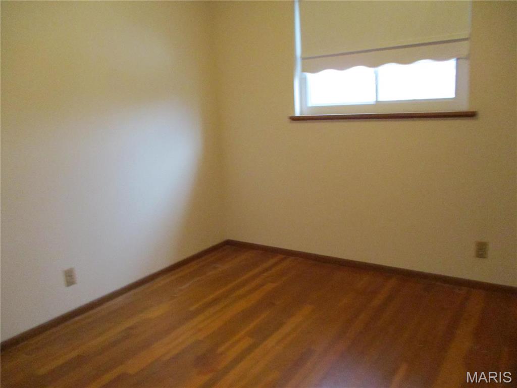 245 Lindy Boulevard Ballwin, MO 63021 - Photo 6 of 24