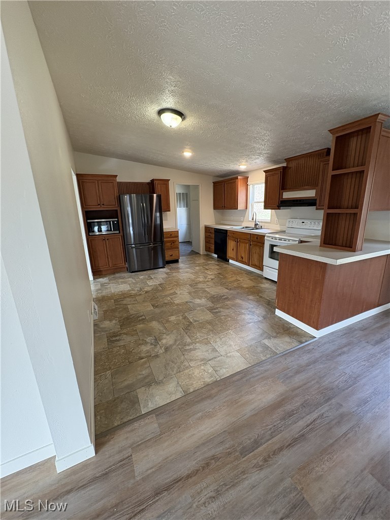 144 Arrow Road Southwest Carrollton, OH 44615 - Photo 5 of 21 Gallery Image 5