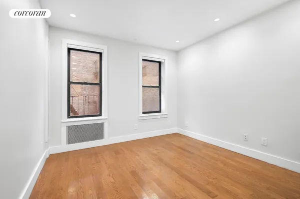 $549,000 | 825 West 179th Street, Unit 2E | Hudson Heights