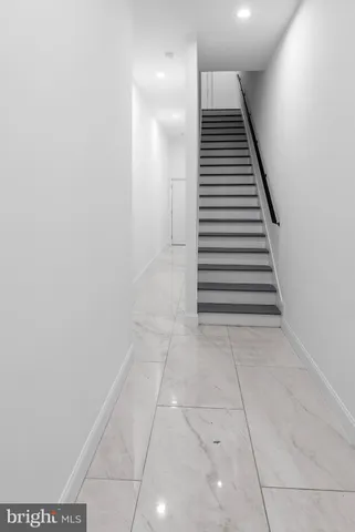 a car parked in front of a building